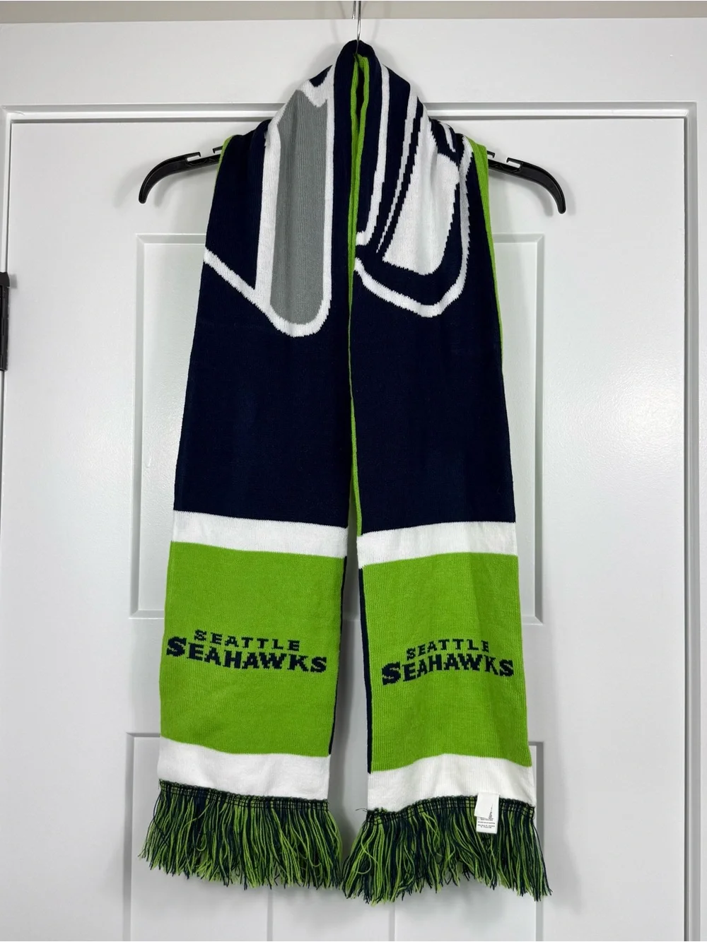 FOCO Seattle Seahawks NFL Scarf Green Navy Reversible Logo Fringe Fan Gear